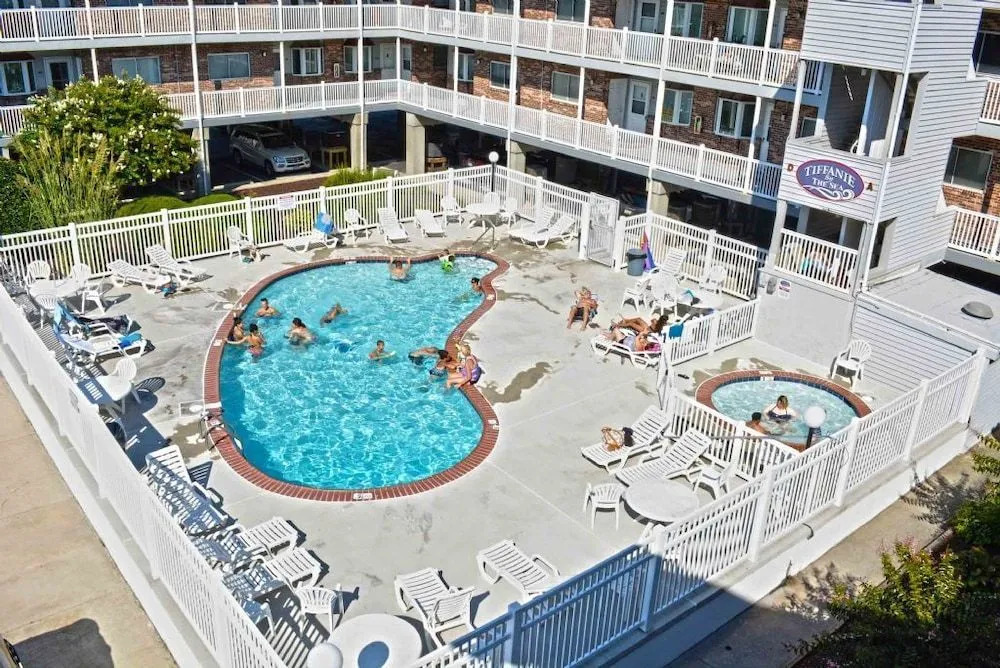Tiffanie By The Sea D322 - 2 Br Condo