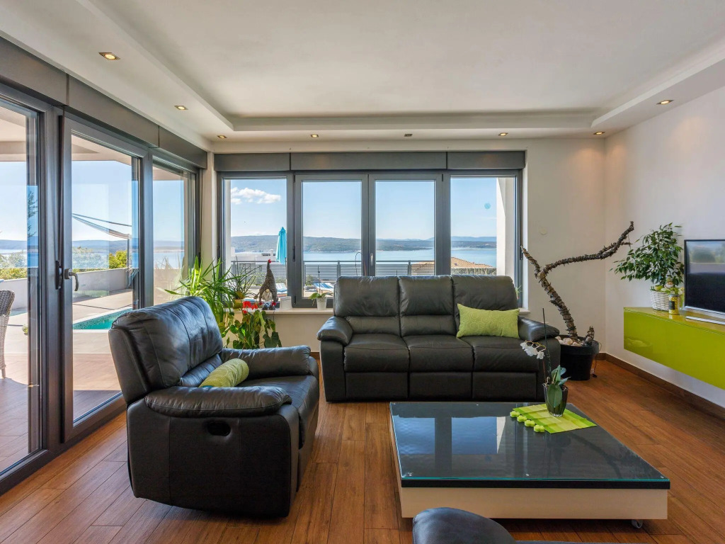 Modern villa with pool and amazing sea and panoramic  view !