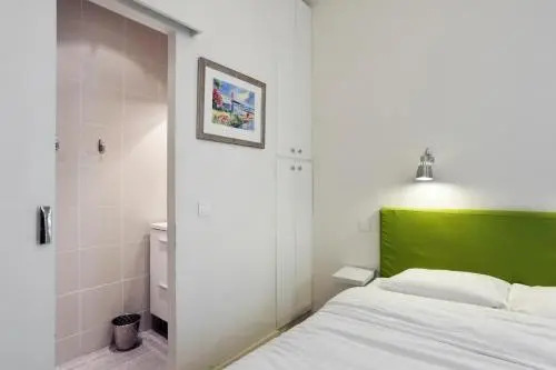 Sleek Apartments near Saint Germain
