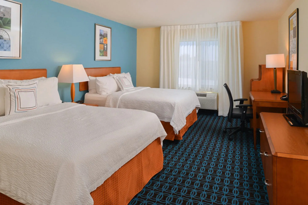 Fairfield Inn & Suites Bloomington