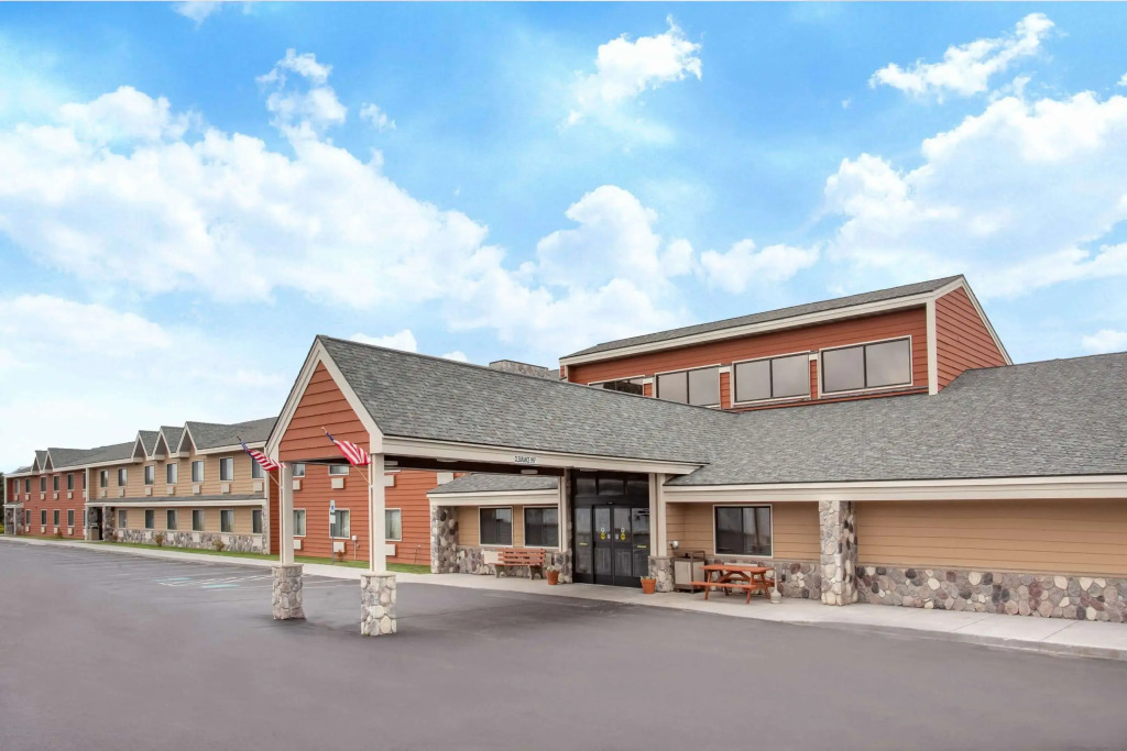 AmericInn by Wyndham Calumet