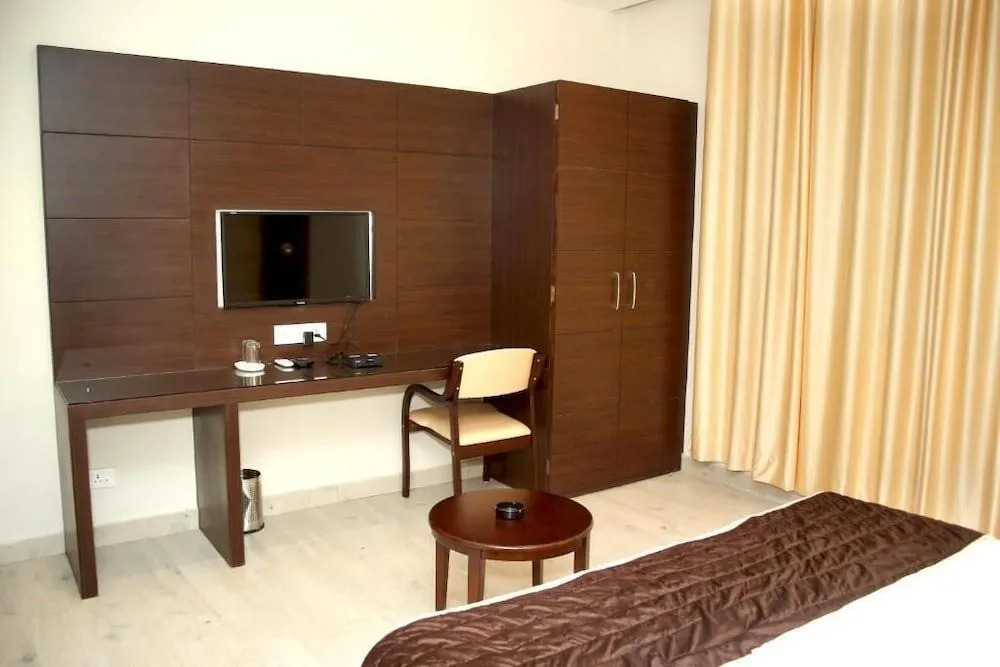 Hotel Lavanya Palace