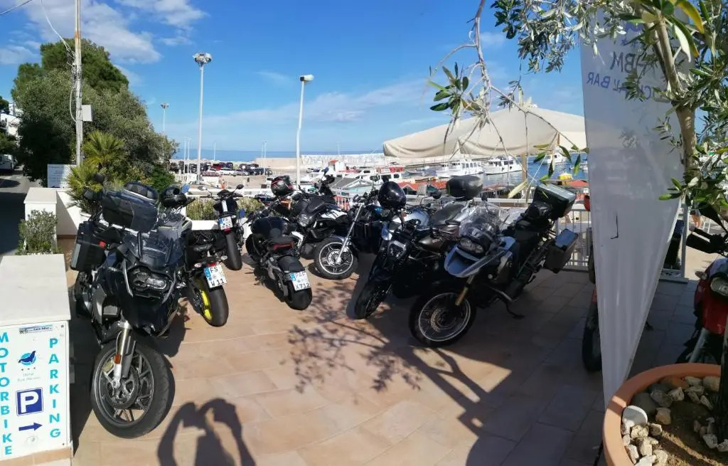 BUE MARINO Hotel & Rooftop Bar