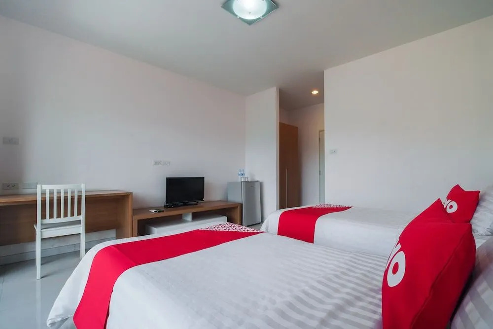 OYO 662 Malee Bunga Hotel