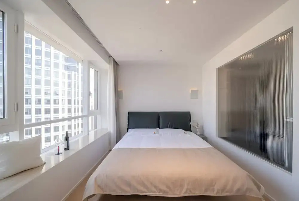 Shanghai Hills&FanStay close to Tianzifang Line 9
