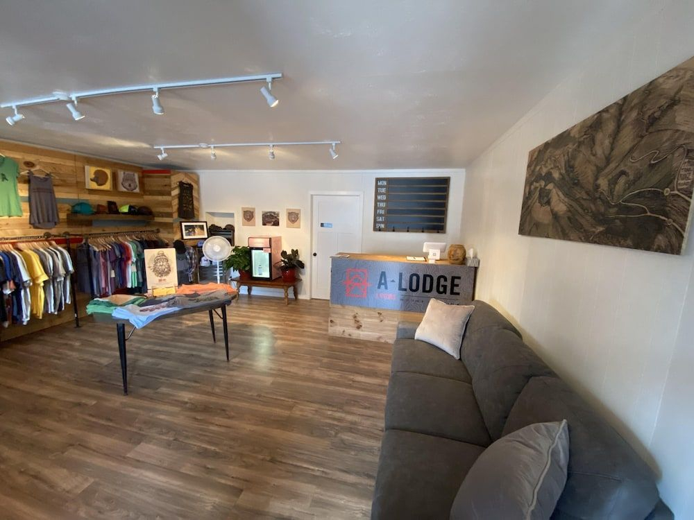 A-Lodge Lyons