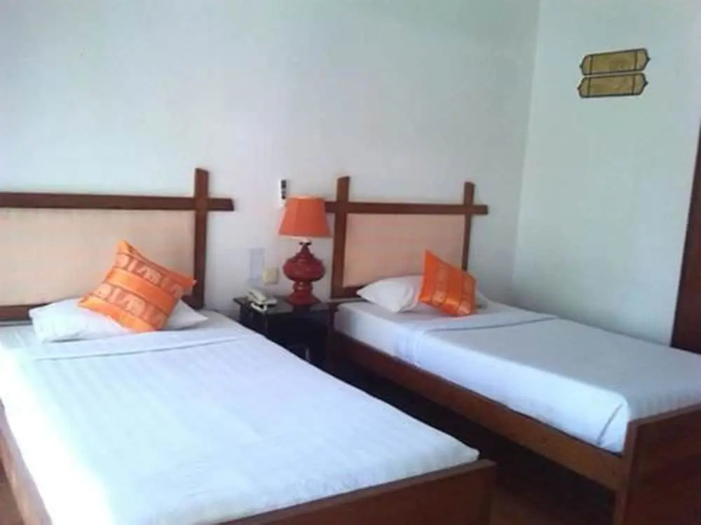 Lawkanat Hotel