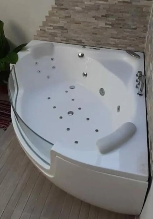 House with Hot Tub