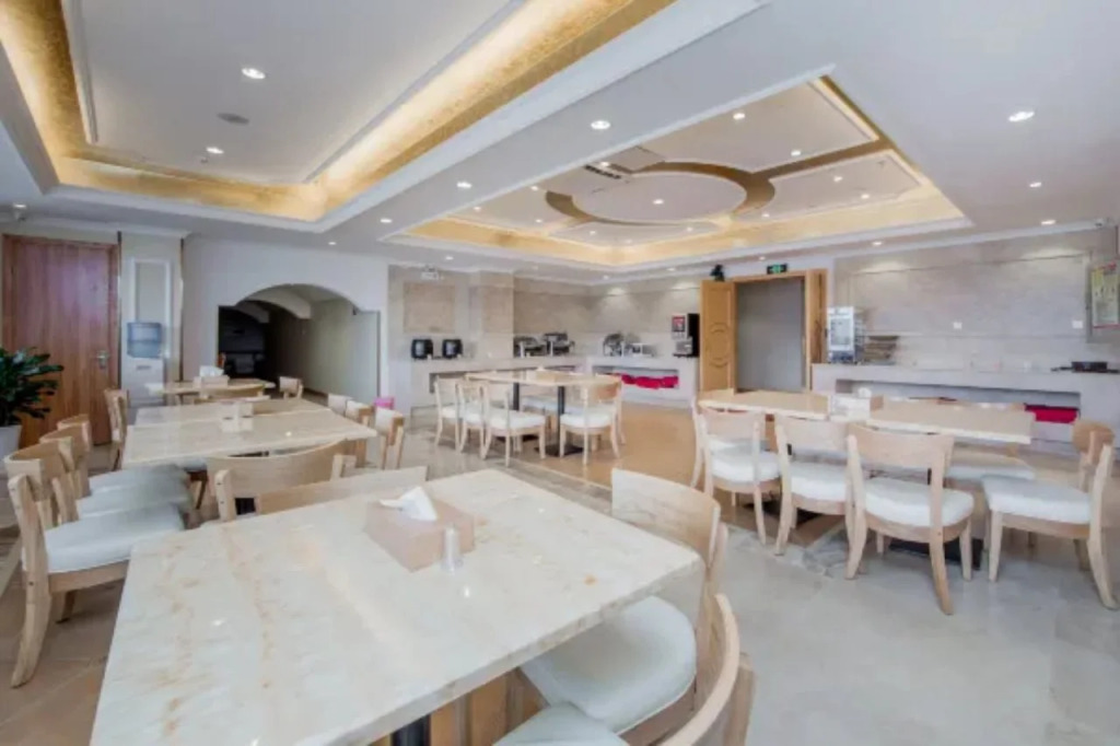 Vienna Hotel (Gongcheng Tianjie)