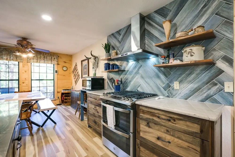 Spacious & Quiet Pagosa Springs Cabin w/ Deck!