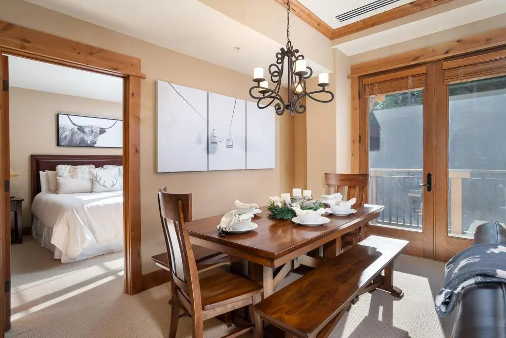 Cozy Ski-In/Ski-Out Northstar Village Residence - Big Horn 408