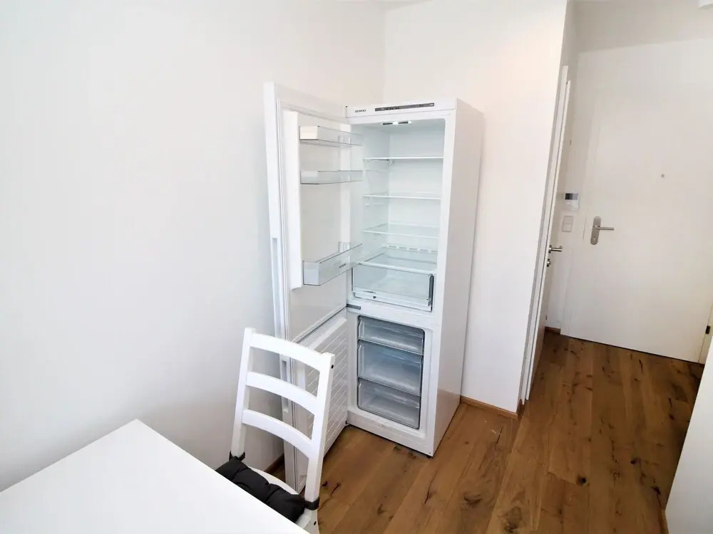 Enjoy Wien in Wien With 1 Bedrooms and 1 5 Bathrooms