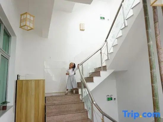 Jingjing Homestay