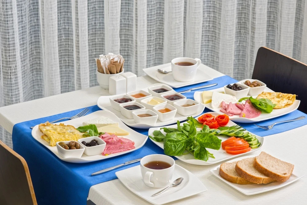 Citrus Luna Suite Hotel