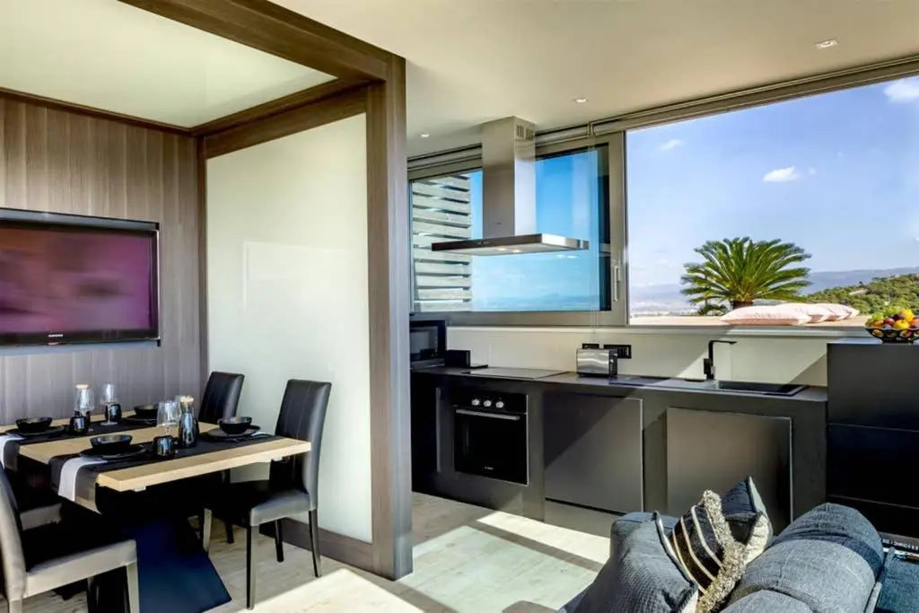 LUXURY PANORAMIC SUITE in CAGLIARI