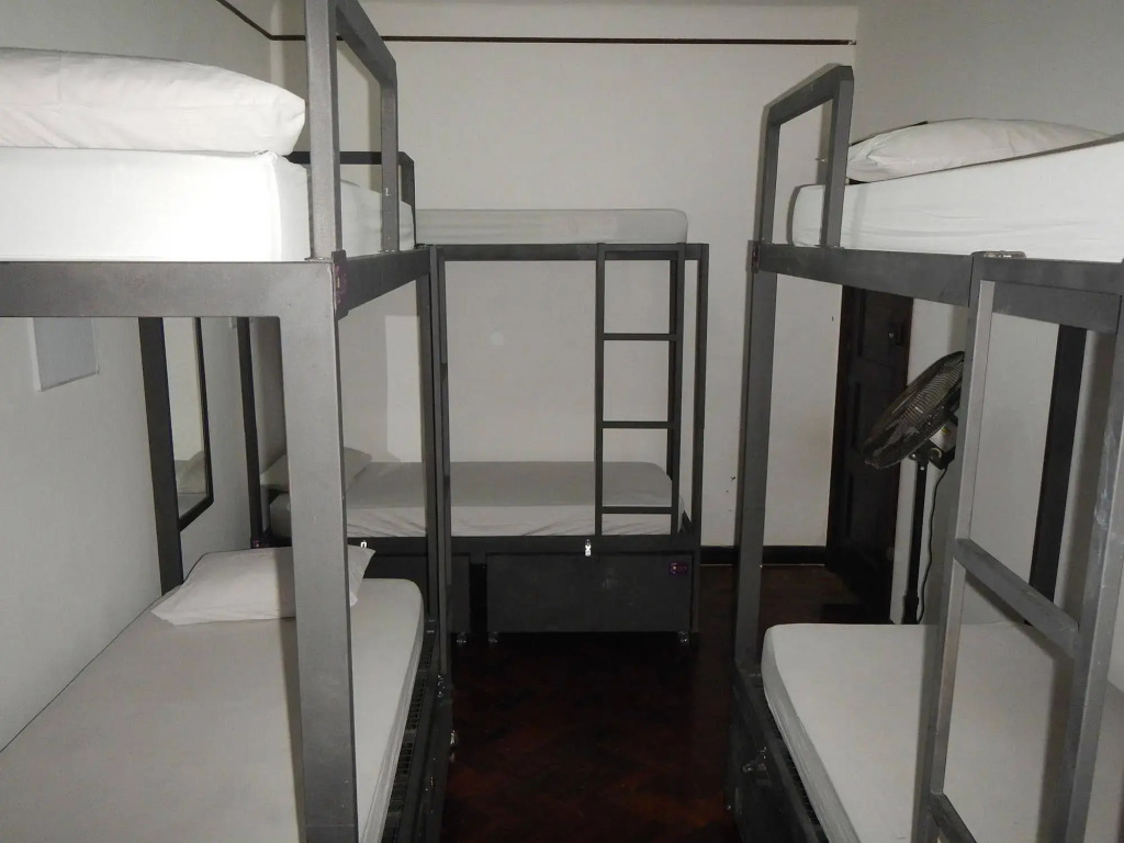 Pura Vida Hostel