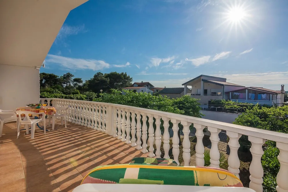 Apartments Loncar