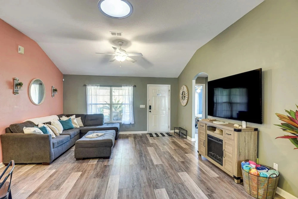 Patio & Poolside Relaxation! Palm Coast Getaway