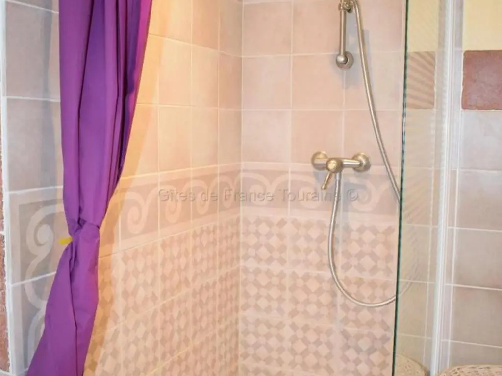 Gîte de Charme Rénové, Idéal Famille, Centre-Ville, WiFi, Parking Gratuit, Vélo Bienvenue - FR-1-381-268