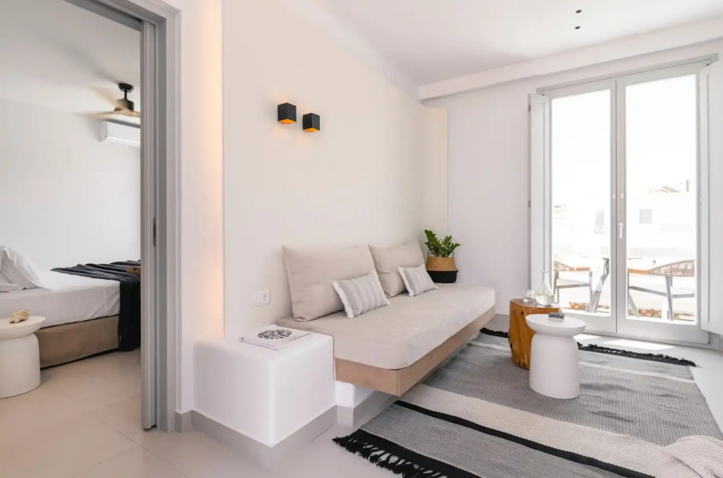 Quartano Suites by Heliessa, Adults Only
