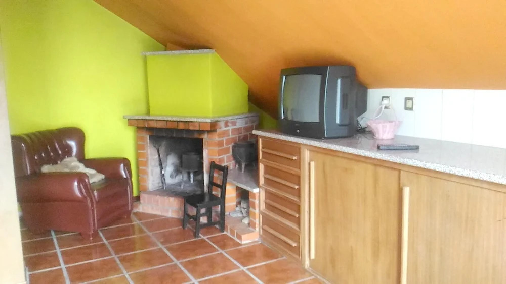 House With 2 Bedrooms in Manteigas, With Wonderful Mountain View and B