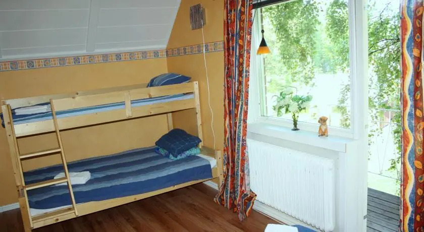 Pike Paradise Lodge