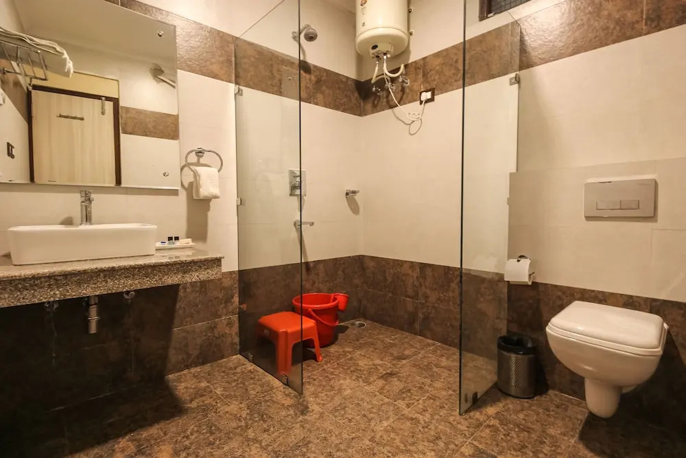 King Castle Mcleodganj-centrally heated and air cooled- Near MALL Road