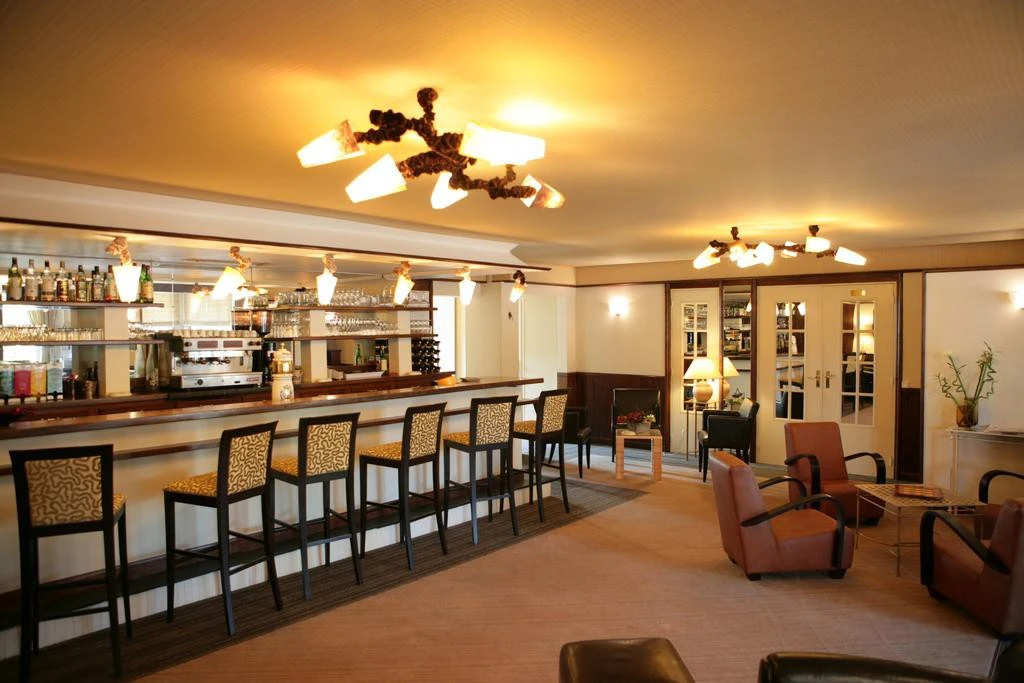 Logis hôtel Restaurant Le Faisan Dore