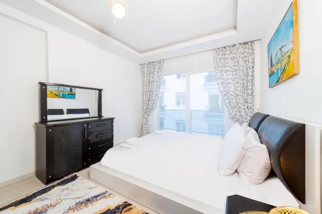 Business-friendly Flat Close to Beach in Konyaalti