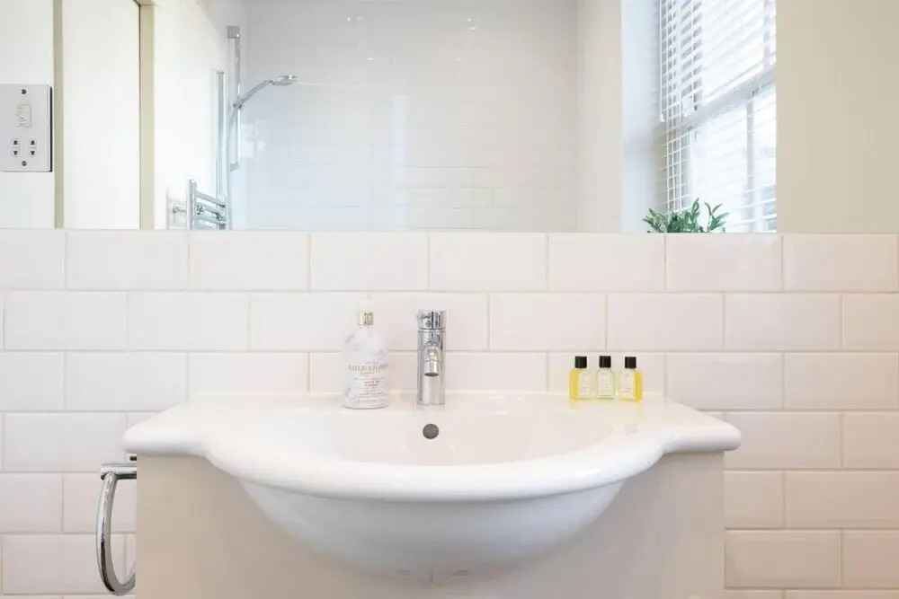 Fabulous Notting Hill Spacious Studio Apartment