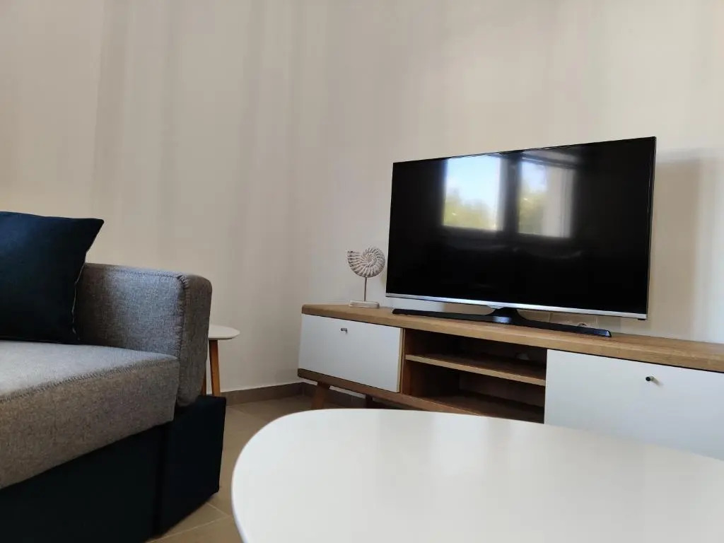 Mare Monte Luxury Apartments 3