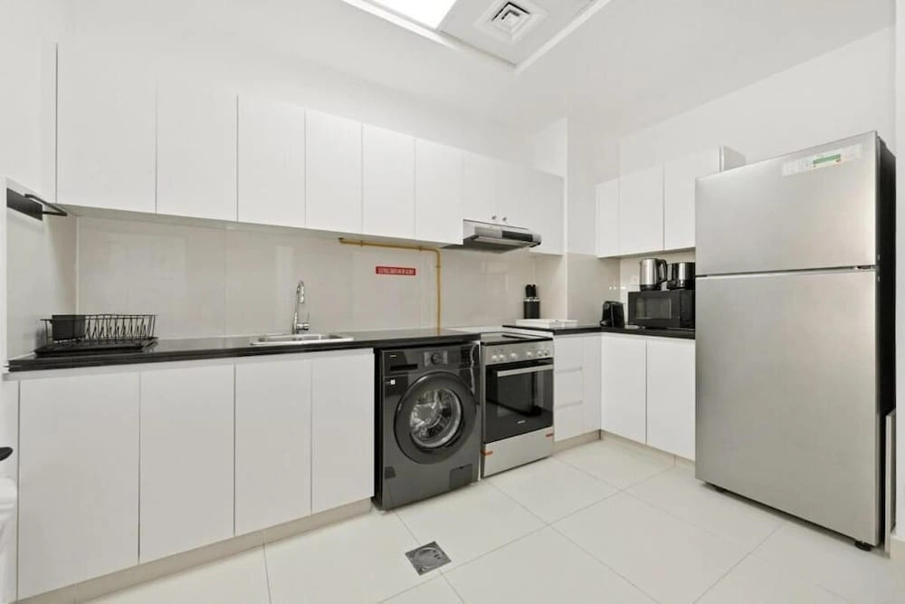 Bloomfields Striking in 1BR Binghatti Ga