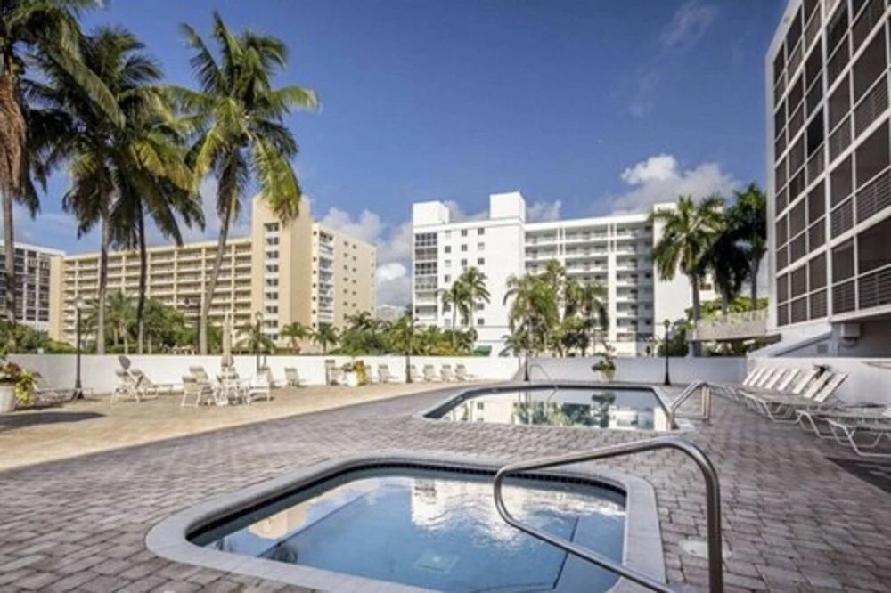 Le Frontenac 404 by Go Florida Condo
