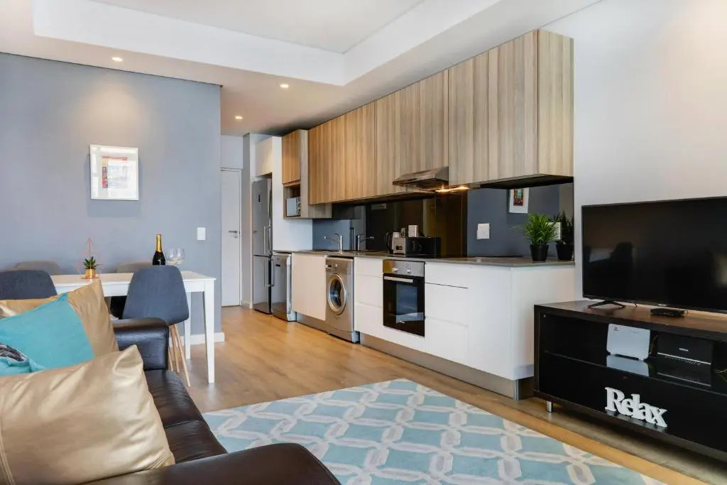 Stylish Central Apartment near Table Mountain