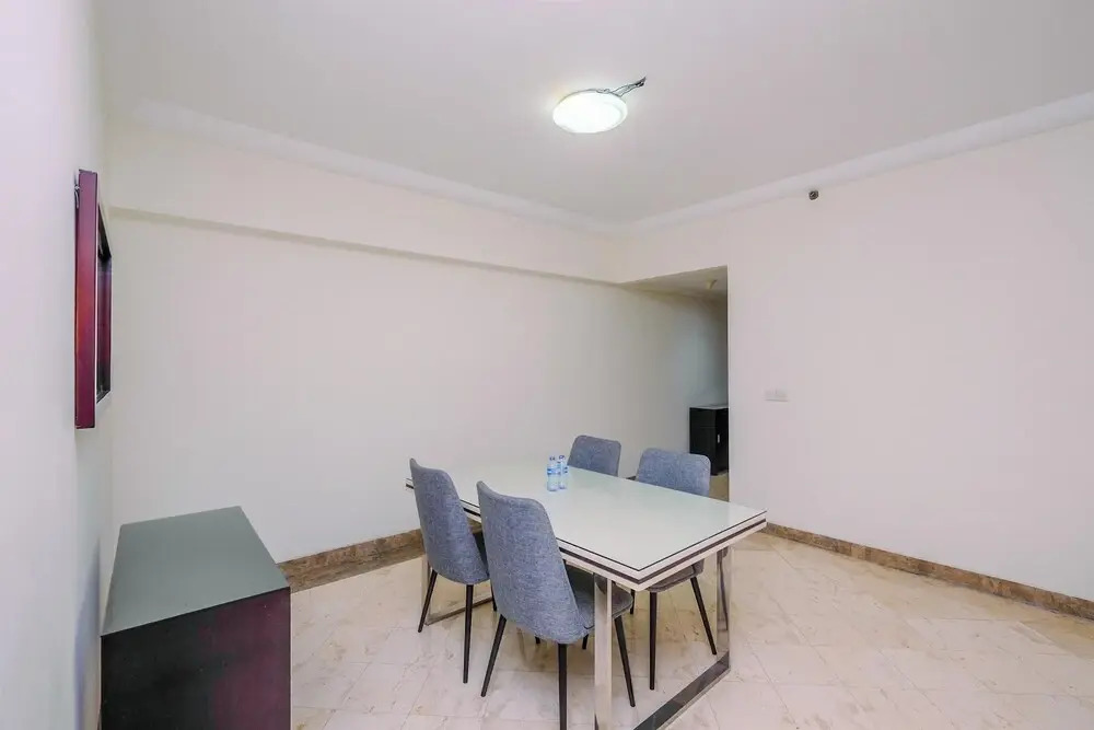 Elegant And Homey 3Br At Bona Vista Apartment