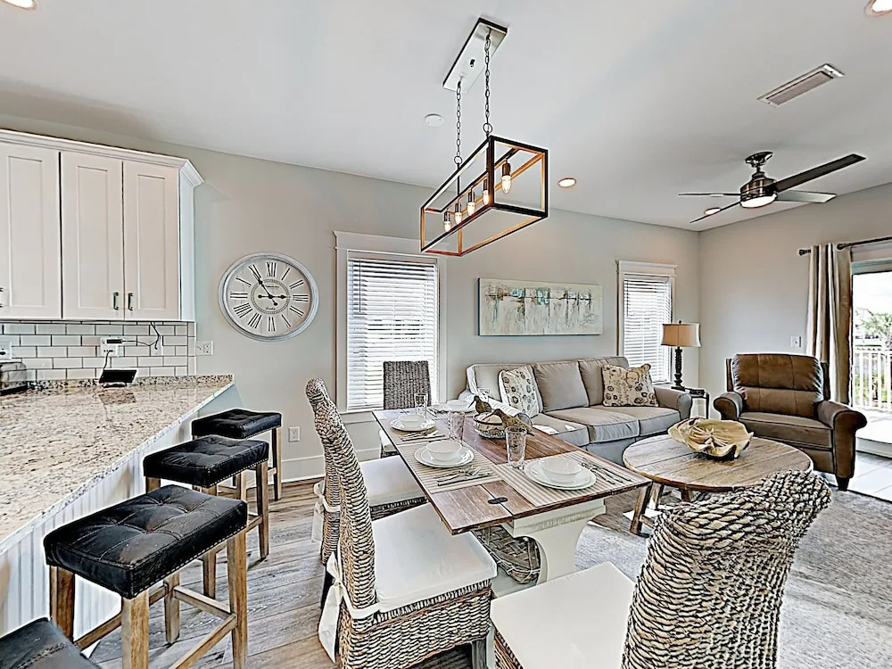 New Listing! All-suite Beach New-build W/ Pool 2 Bedroom Home