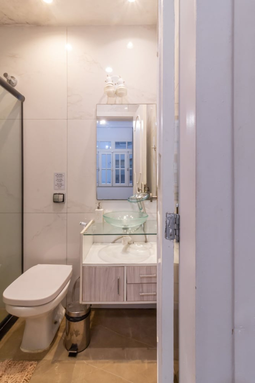 2 Minutes From Copacabana Beach A306