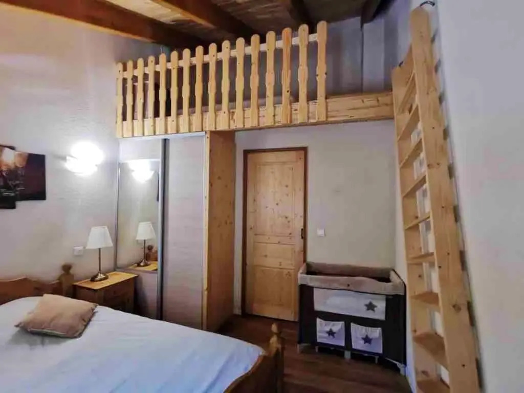 Maison de 3 chambres avec balcon amenage et wifi a Courchevel a 1 km des pistes