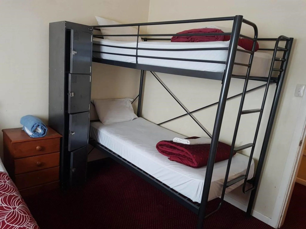 Freemans Backpackers