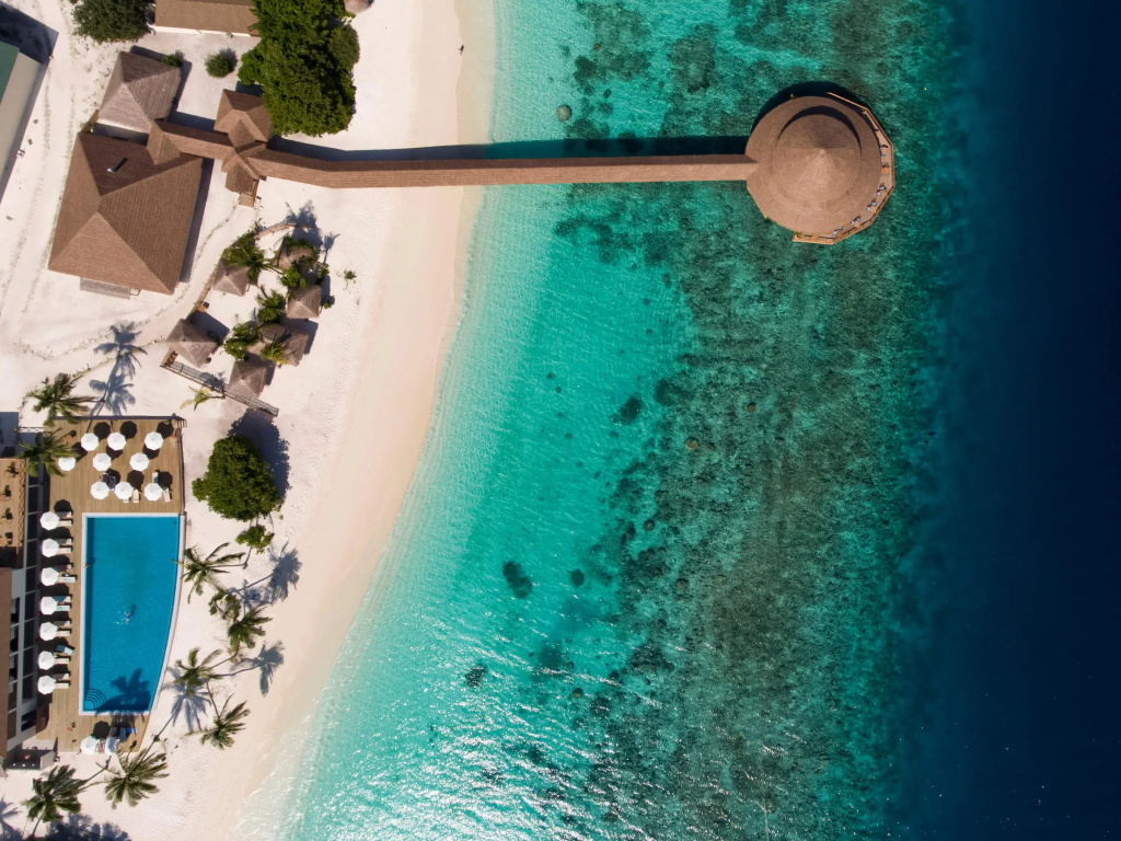 Reethi Faru Resort