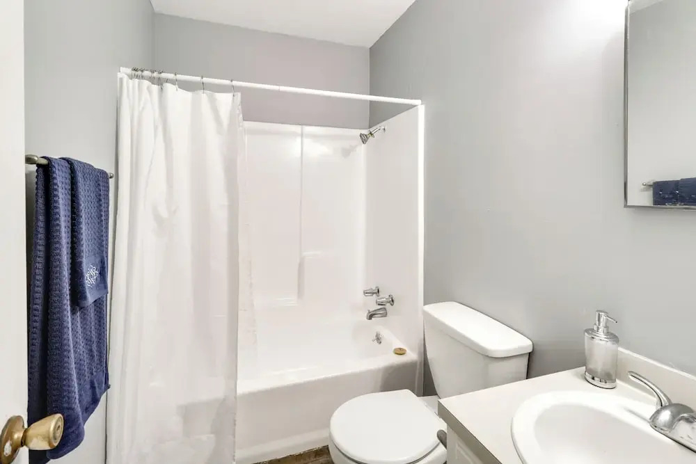 Walk to Dining & Shops: Dtwn Brookhaven Home!