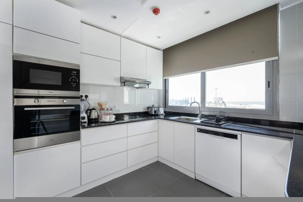 Manzil - 2BR Dubai Marina Near Marina Beach