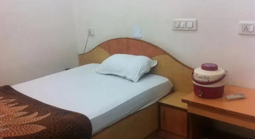 Shree Aditya Hotel