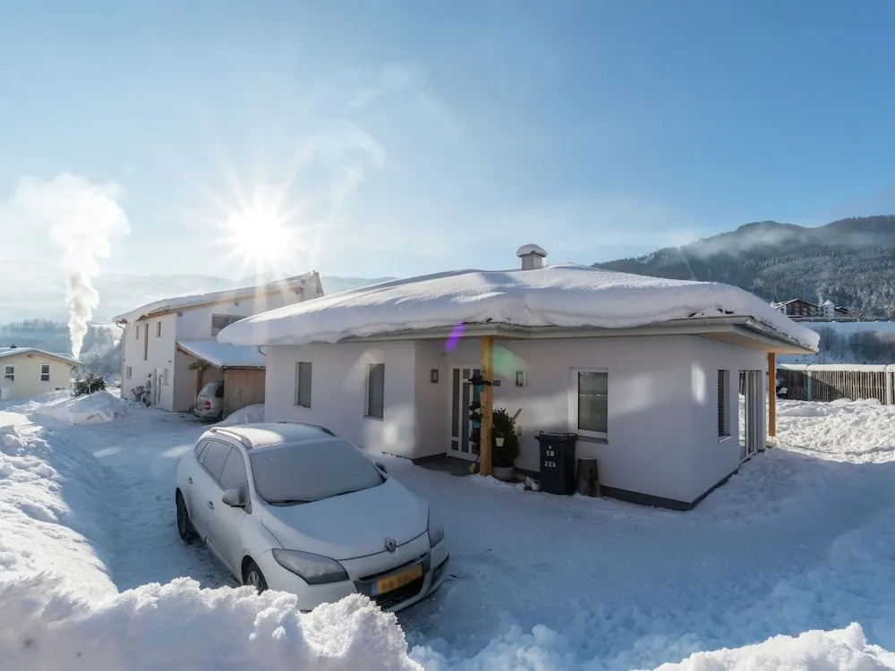 Sunlit Bunglow near Ski Area in Leogang