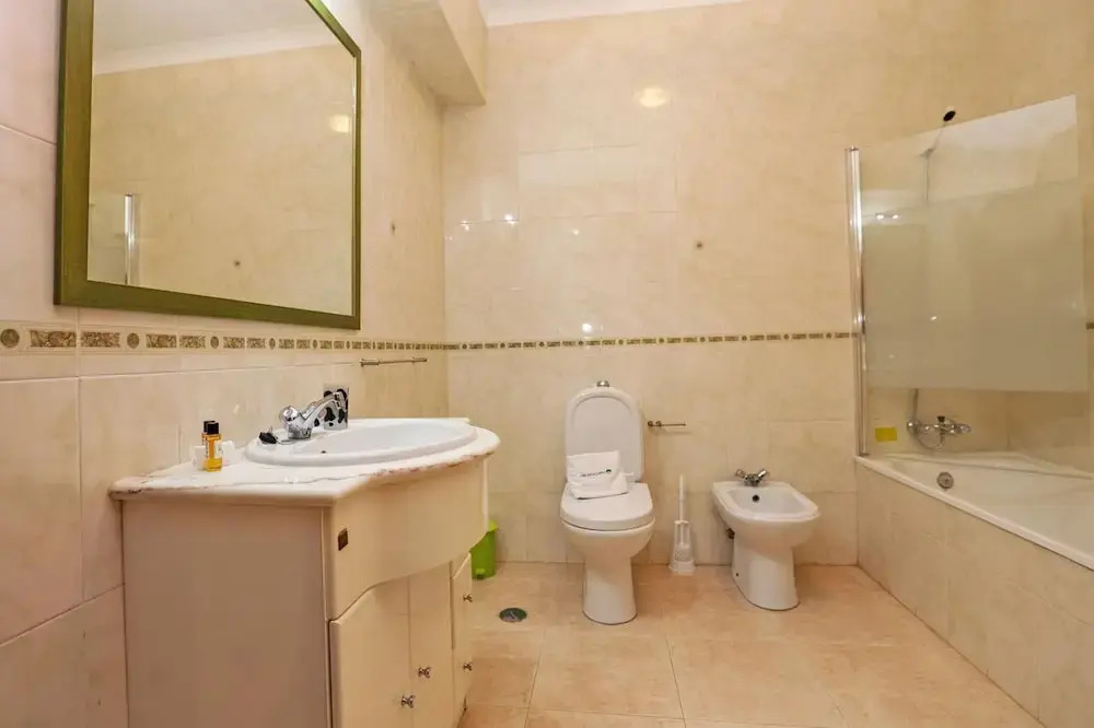 C25 - Town Center Apartment in Lagos