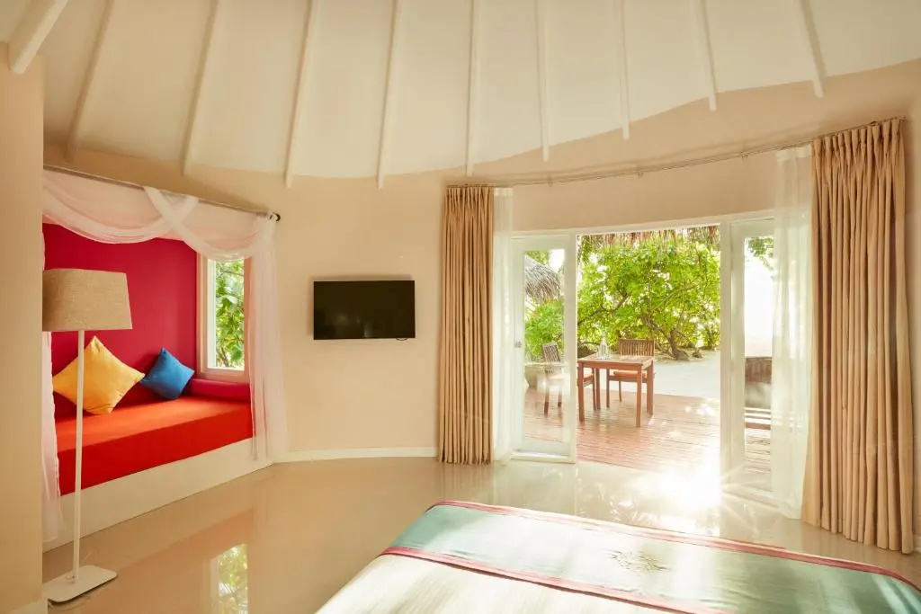 Sun Siyam Vilu Reef - 24 Hours All-Inclusive Dine-Around with Complimentary Return Trip