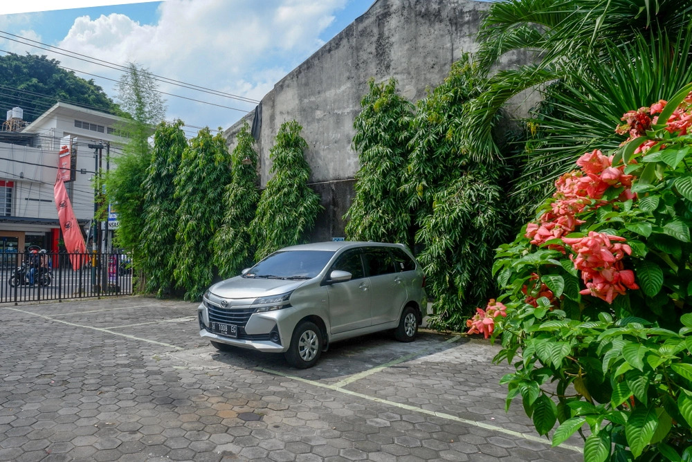 RedDoorz At Hotel Sartika Yogyakarta