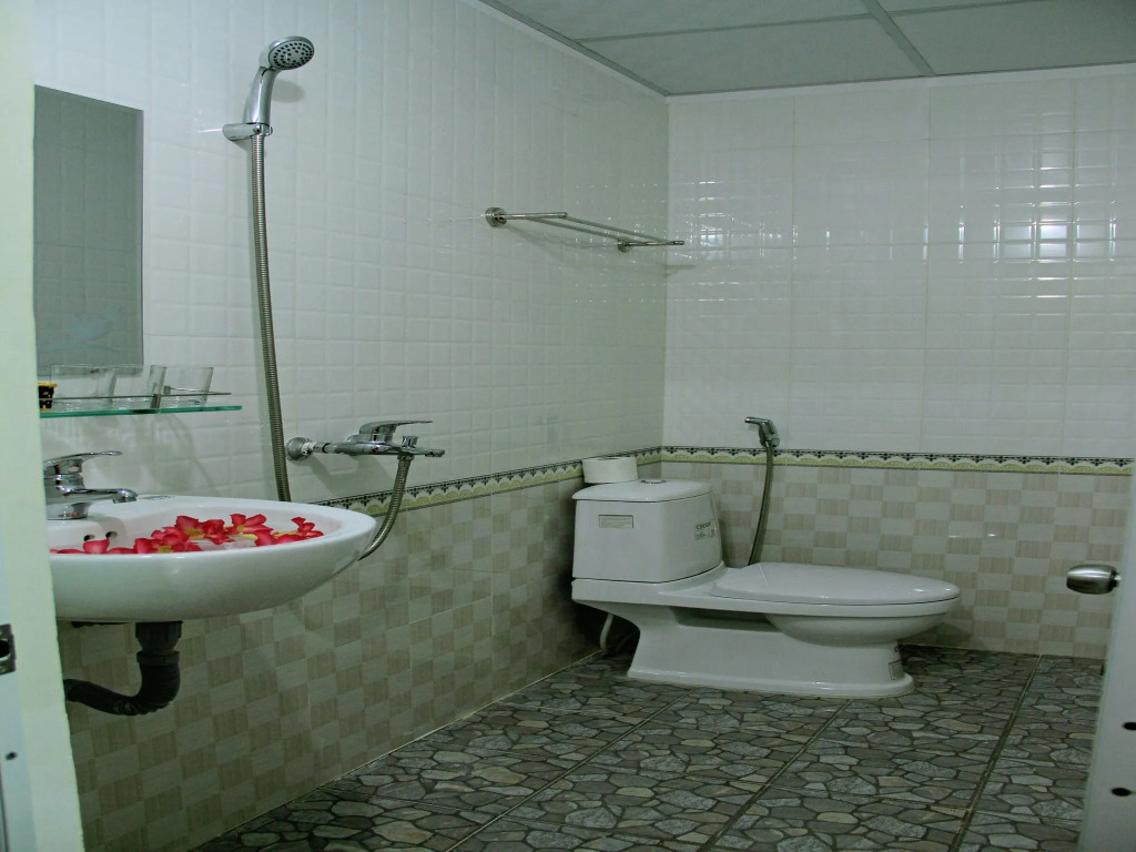 Red Ceramics Homestay