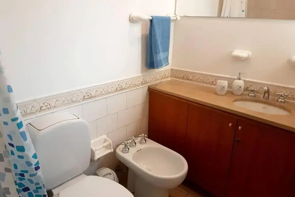 Big beautiful house with garden in 5ta Sección neighbourhood