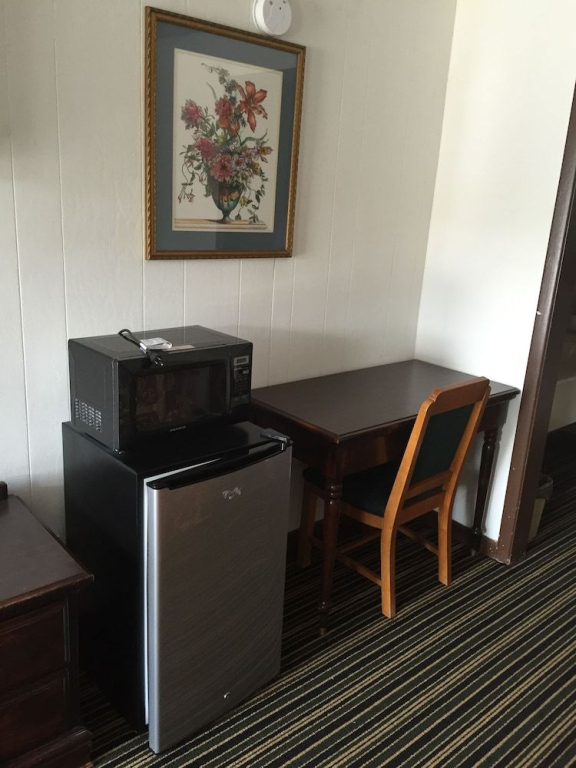 Scottish Inn and Suites Perry